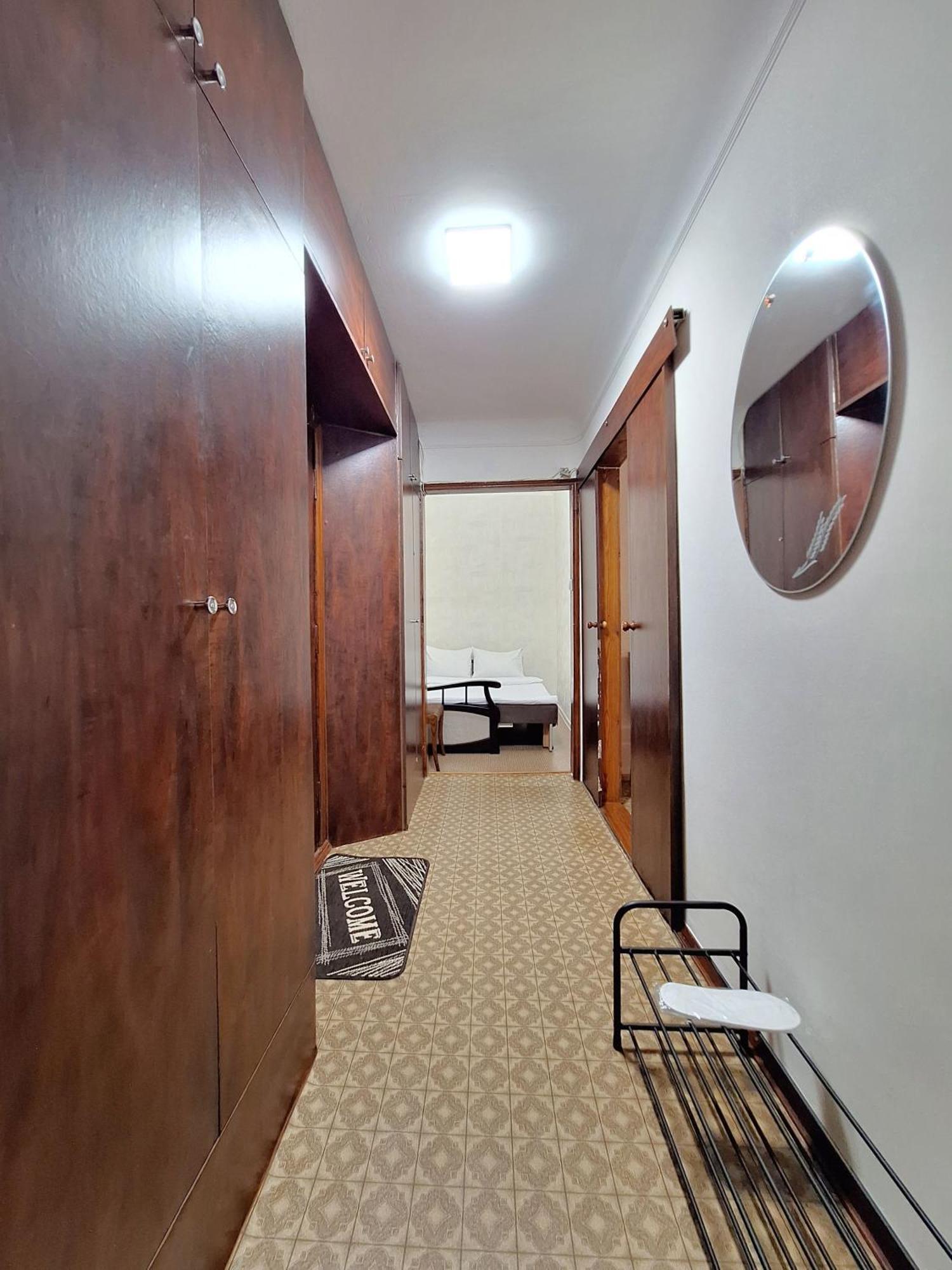 4 Ліжка З Балконом Документи Для Відряджень Мережа Alex Apartments Безконтатне Заселення 24-7 Poltava Exteriér fotografie
