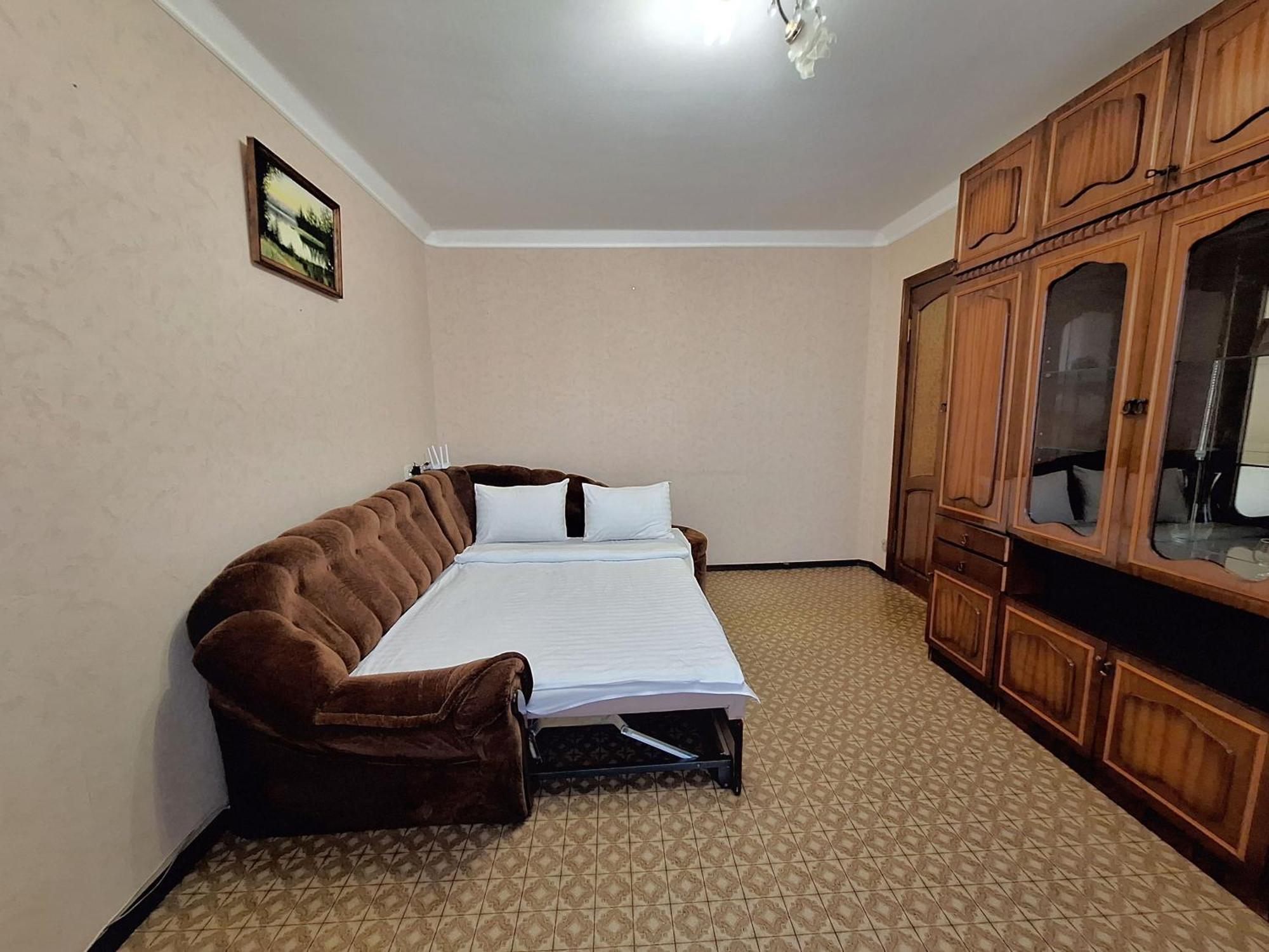 4 Ліжка З Балконом Документи Для Відряджень Мережа Alex Apartments Безконтатне Заселення 24-7 Poltava Exteriér fotografie